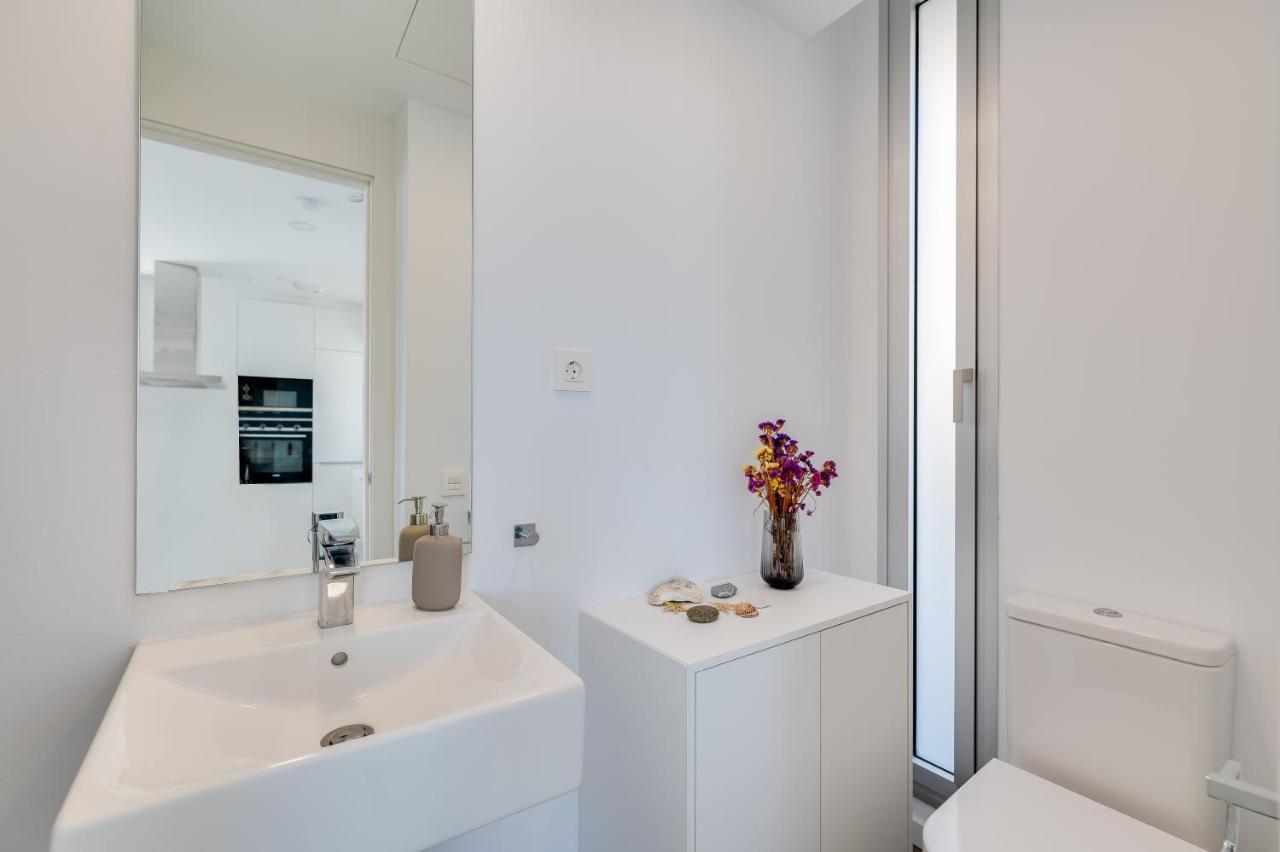 Apartamento Unique 3-Bdrm Townhouse, Stunning View, Pool & Bbq Estepona Exterior foto